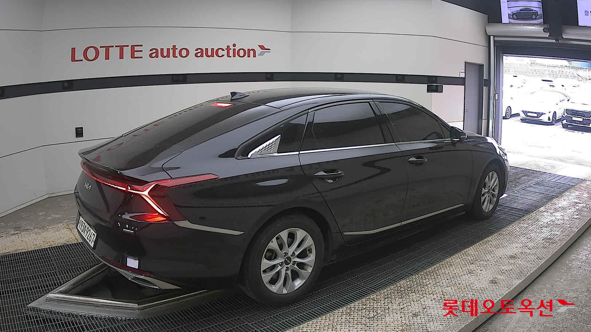 Kia K8 2022 - Image 19