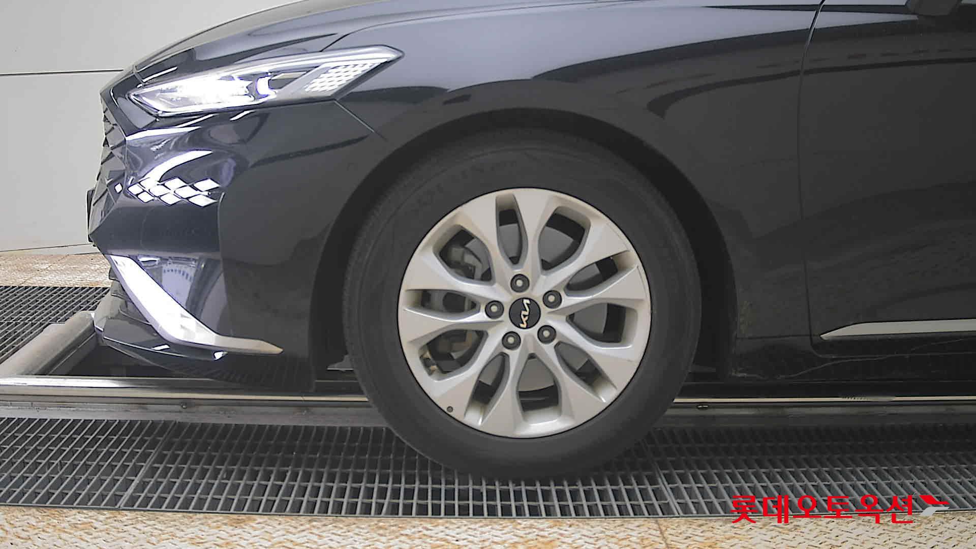 Kia K8 2022 - Image 25