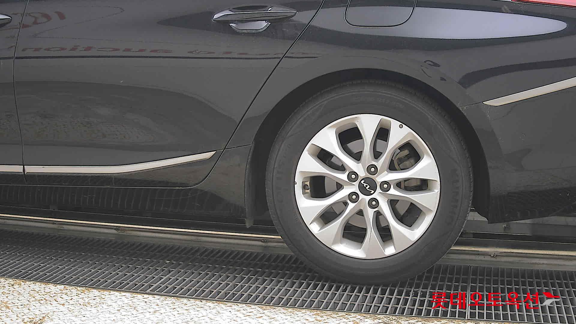 Kia K8 2022 - Image 26