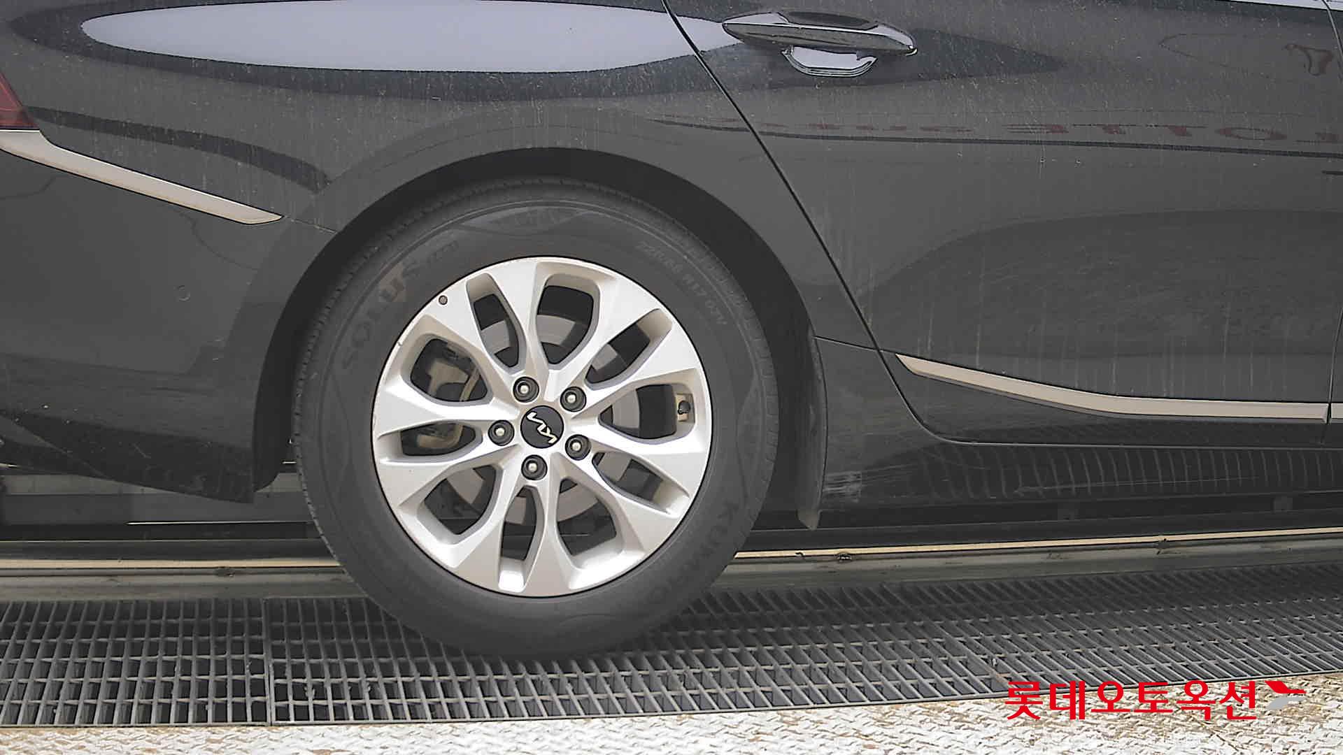 Kia K8 2022 - Image 28