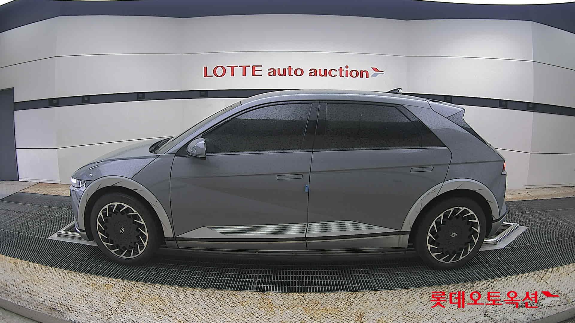 Hyundai Ioniq 5 2022 - Image 13