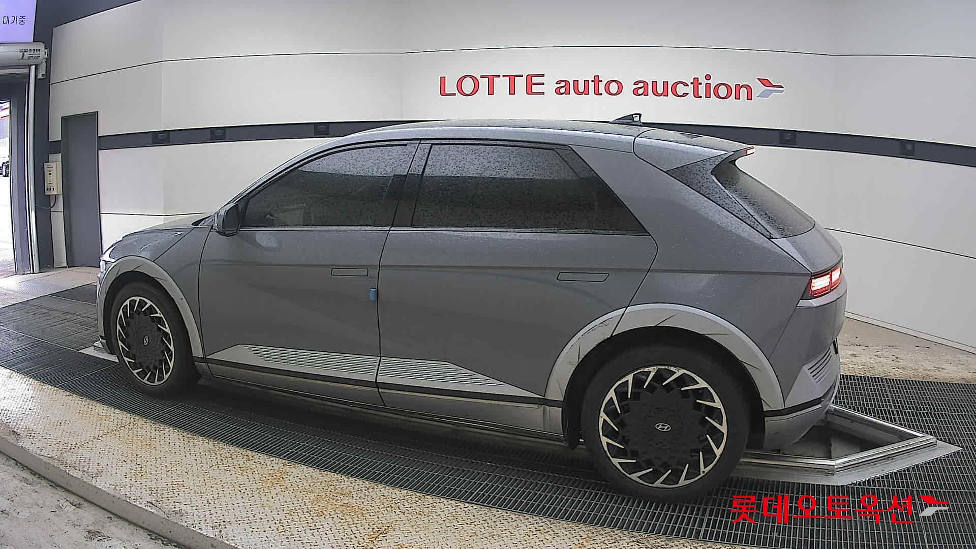 Hyundai Ioniq 5 2022 - Image 14