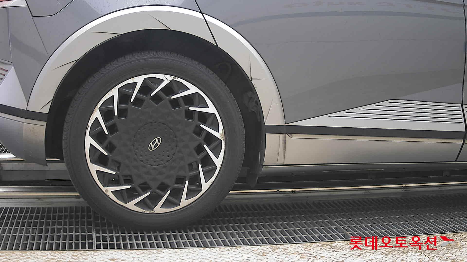 Hyundai Ioniq 5 2022 - Image 28