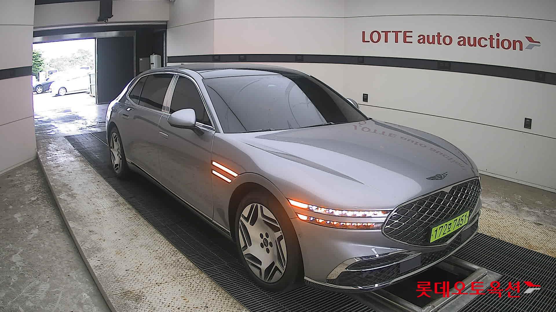 2023 - genesis g90