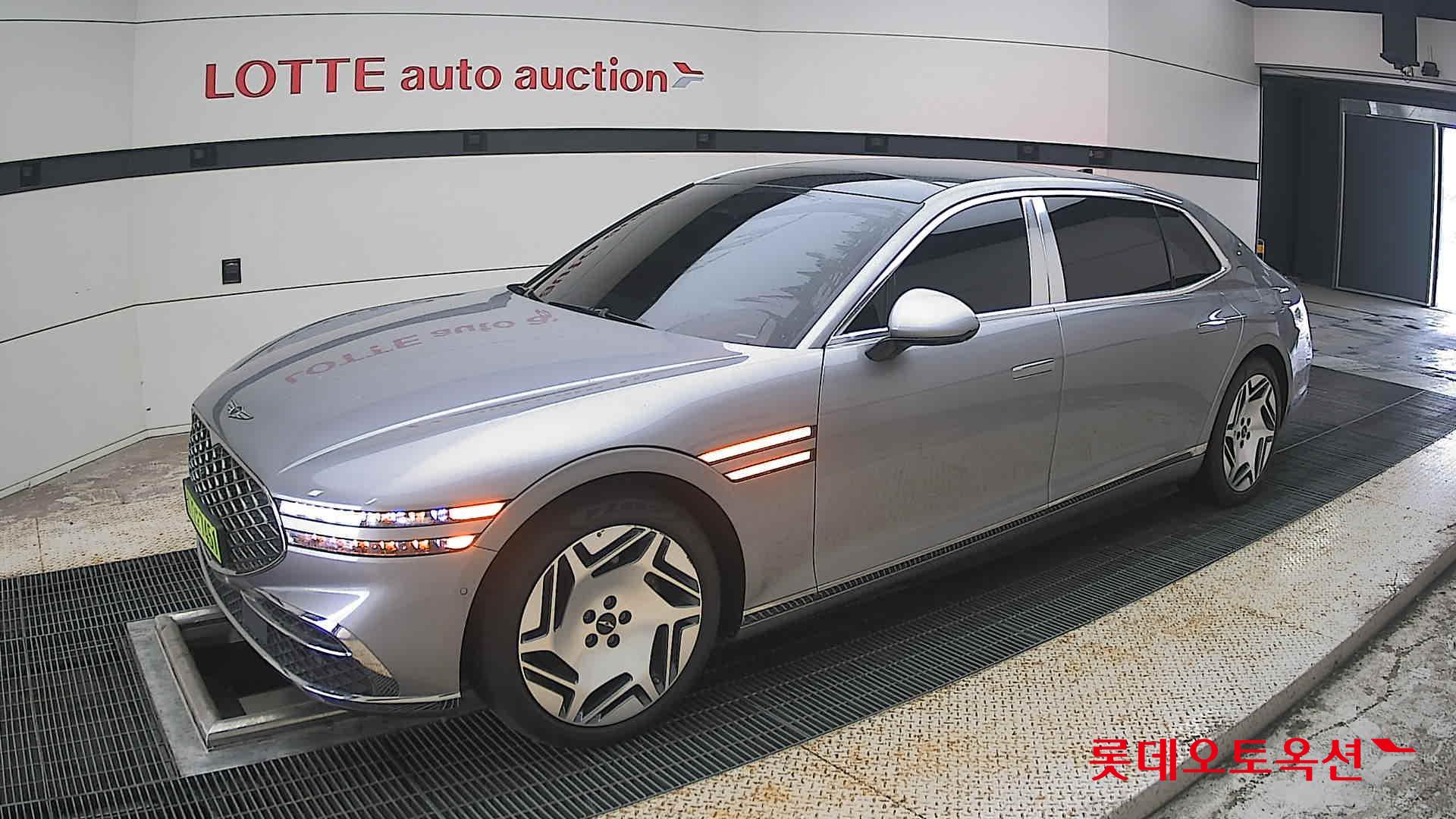 2023 - genesis g90
