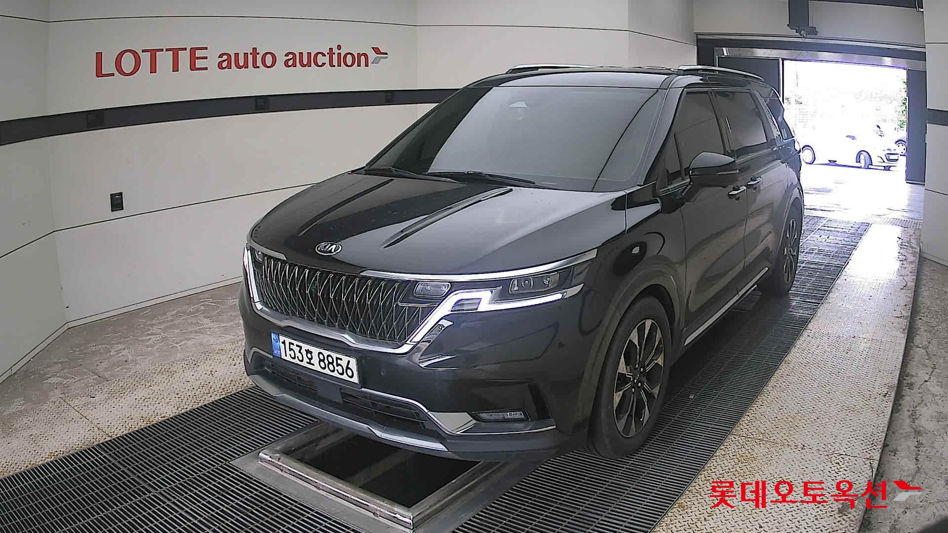 Kia Carnival 2021 Черный из Кореи