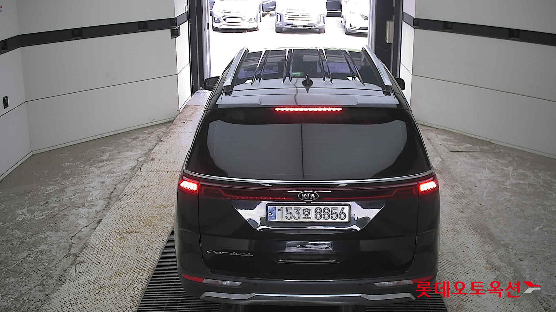 Kia Carnival 2021 Черный из Кореи, фото 5