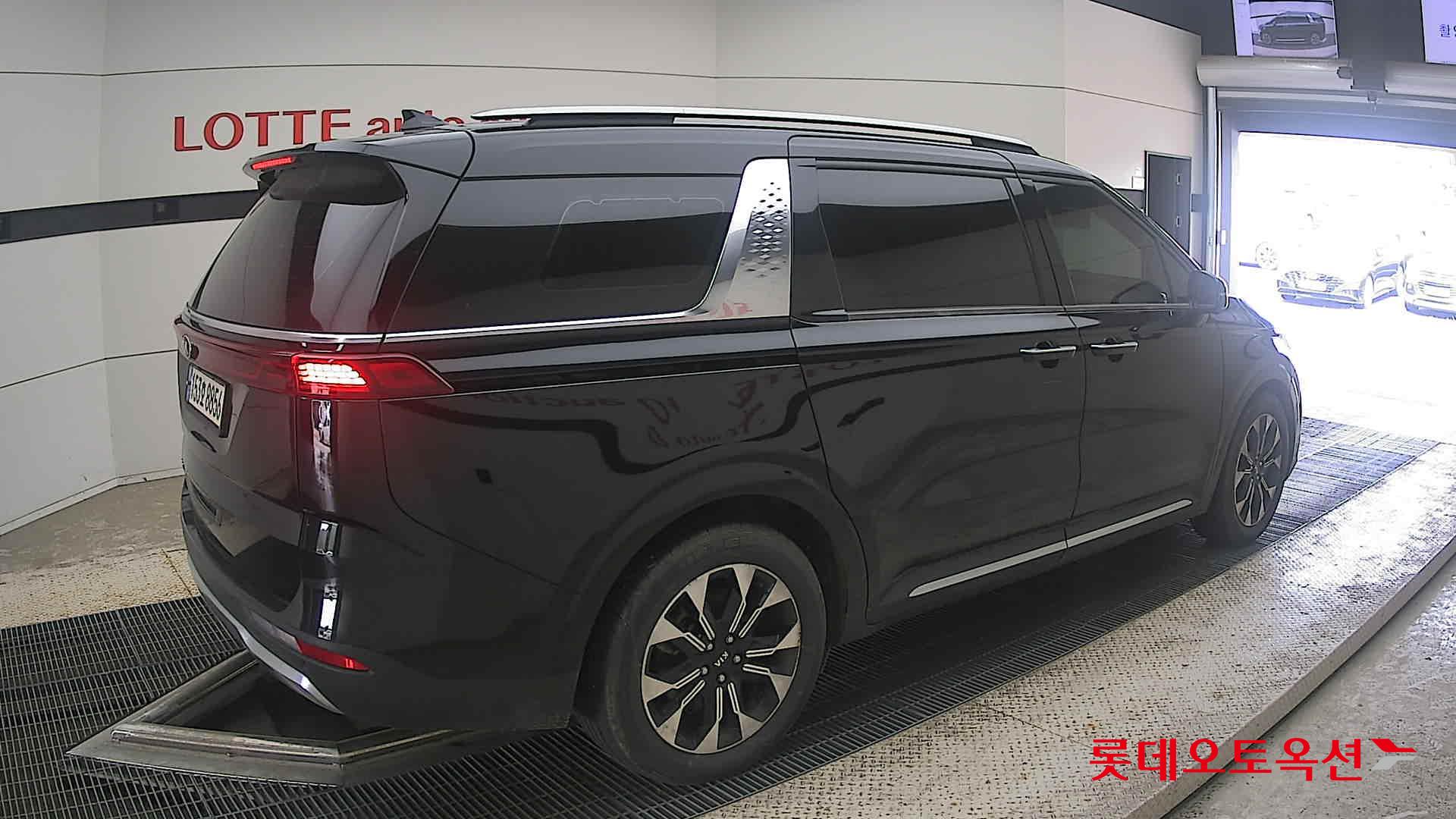 Kia Carnival id 4504282 из Кореи 19