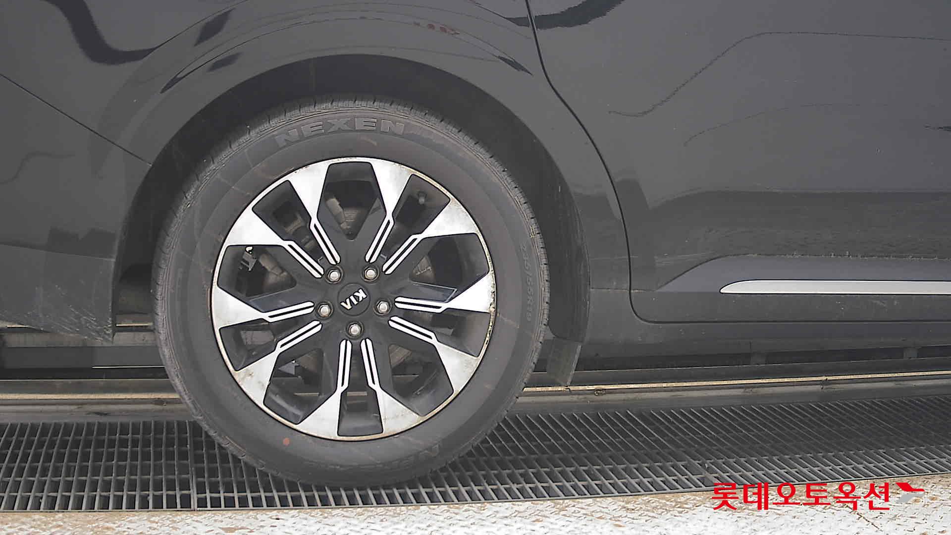Kia Carnival id 4504282 из Кореи 24
