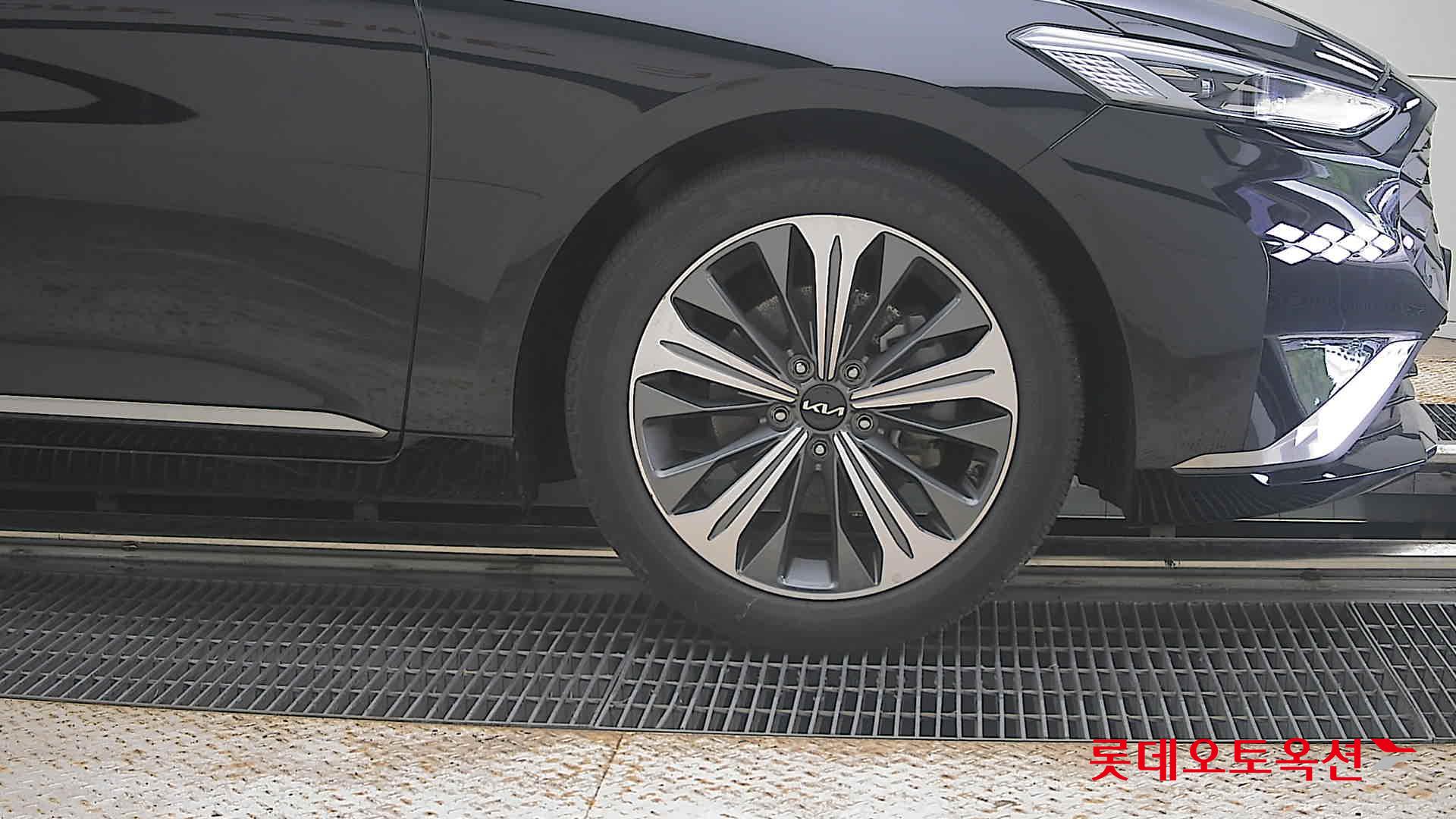 2024 - kia k8