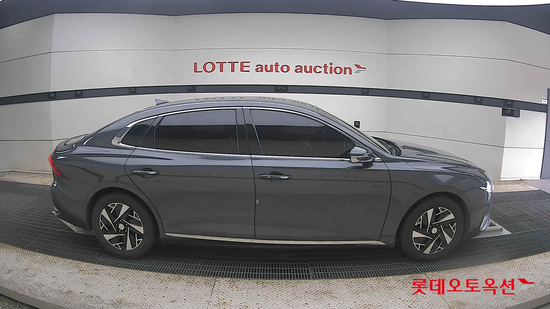 2021 - hyundai grandeur