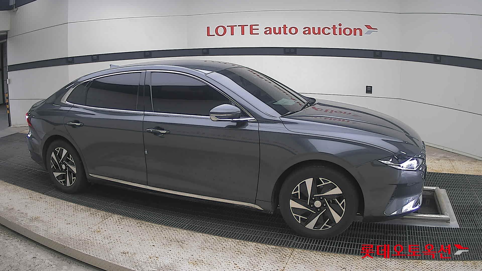 2021 - hyundai grandeur