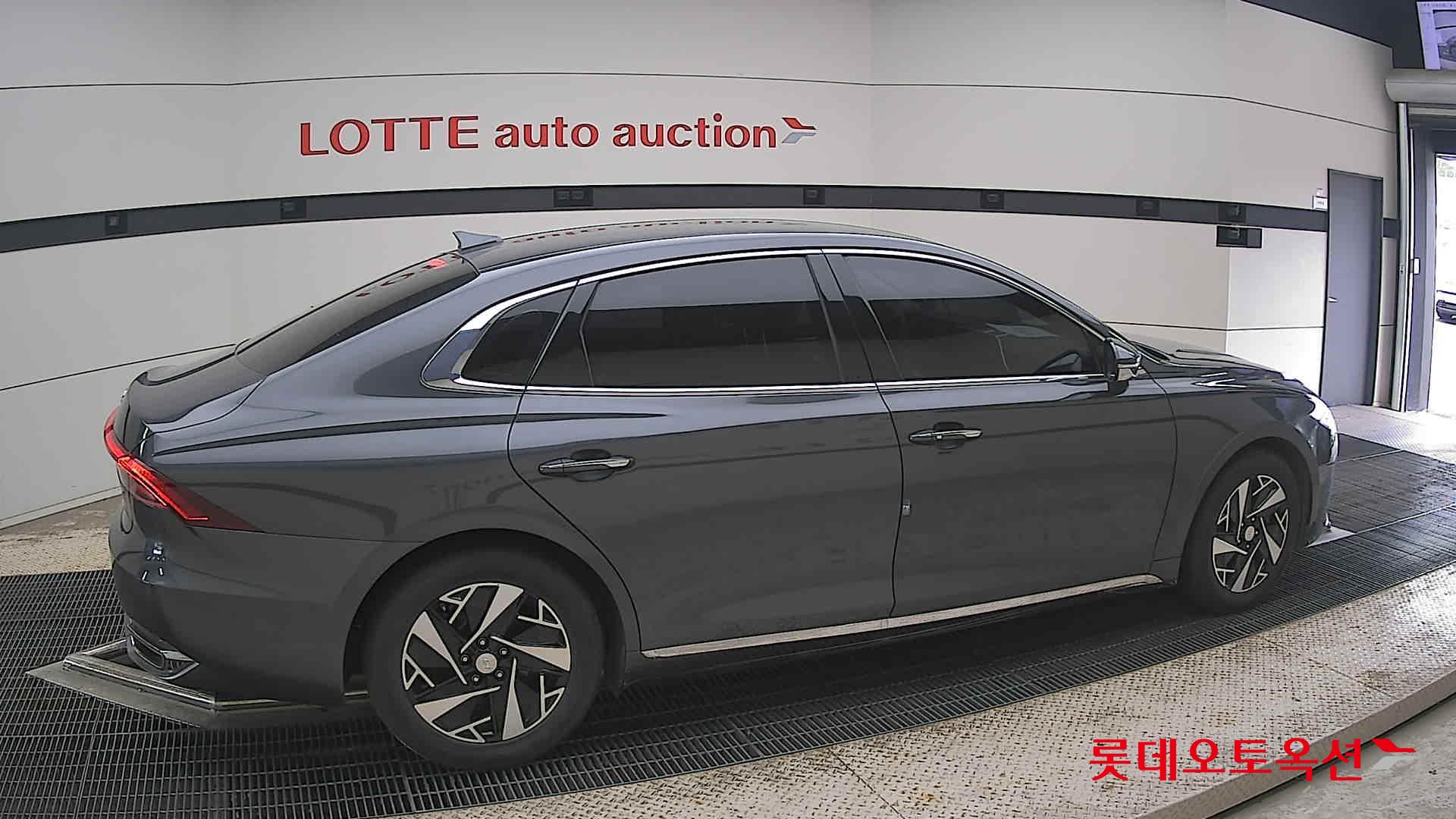 2021 - hyundai grandeur