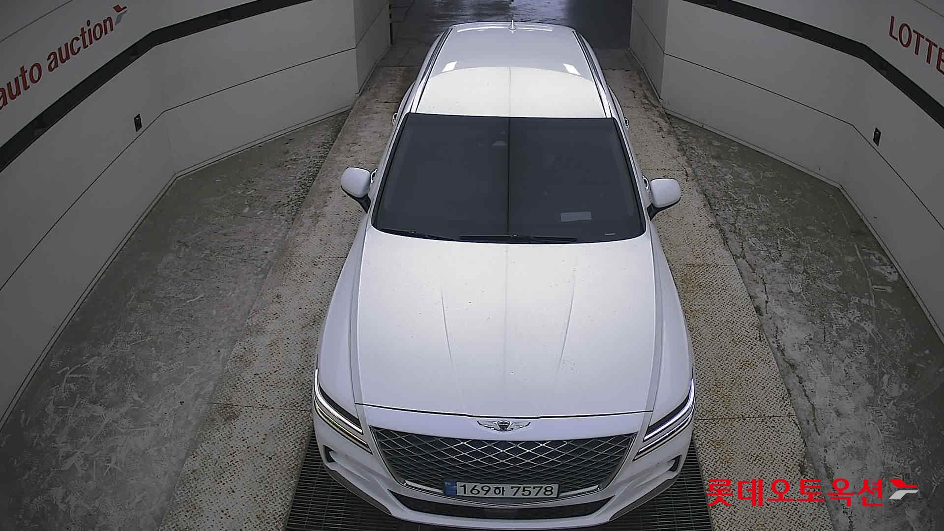 2022 - genesis gv80