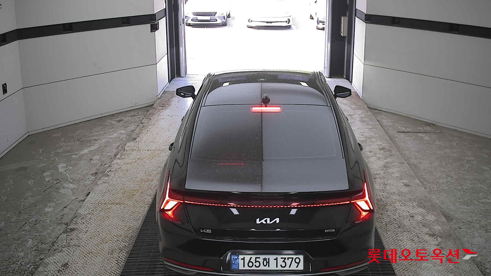 Kia K8 - 17