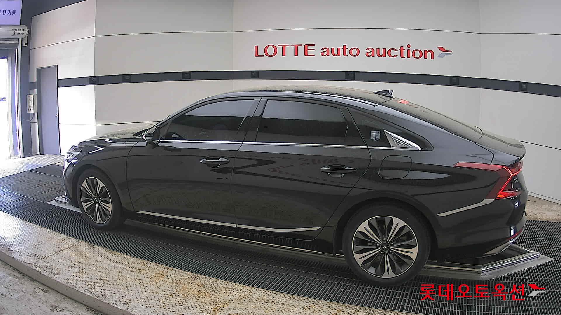 Kia K8 - 14