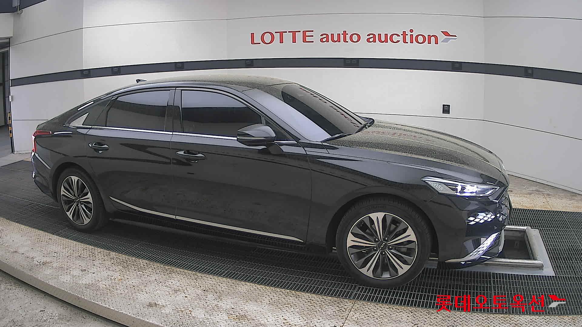 Kia K8 - 22