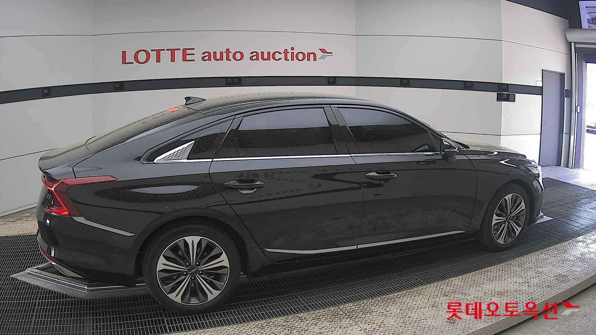 Kia K8 - 20
