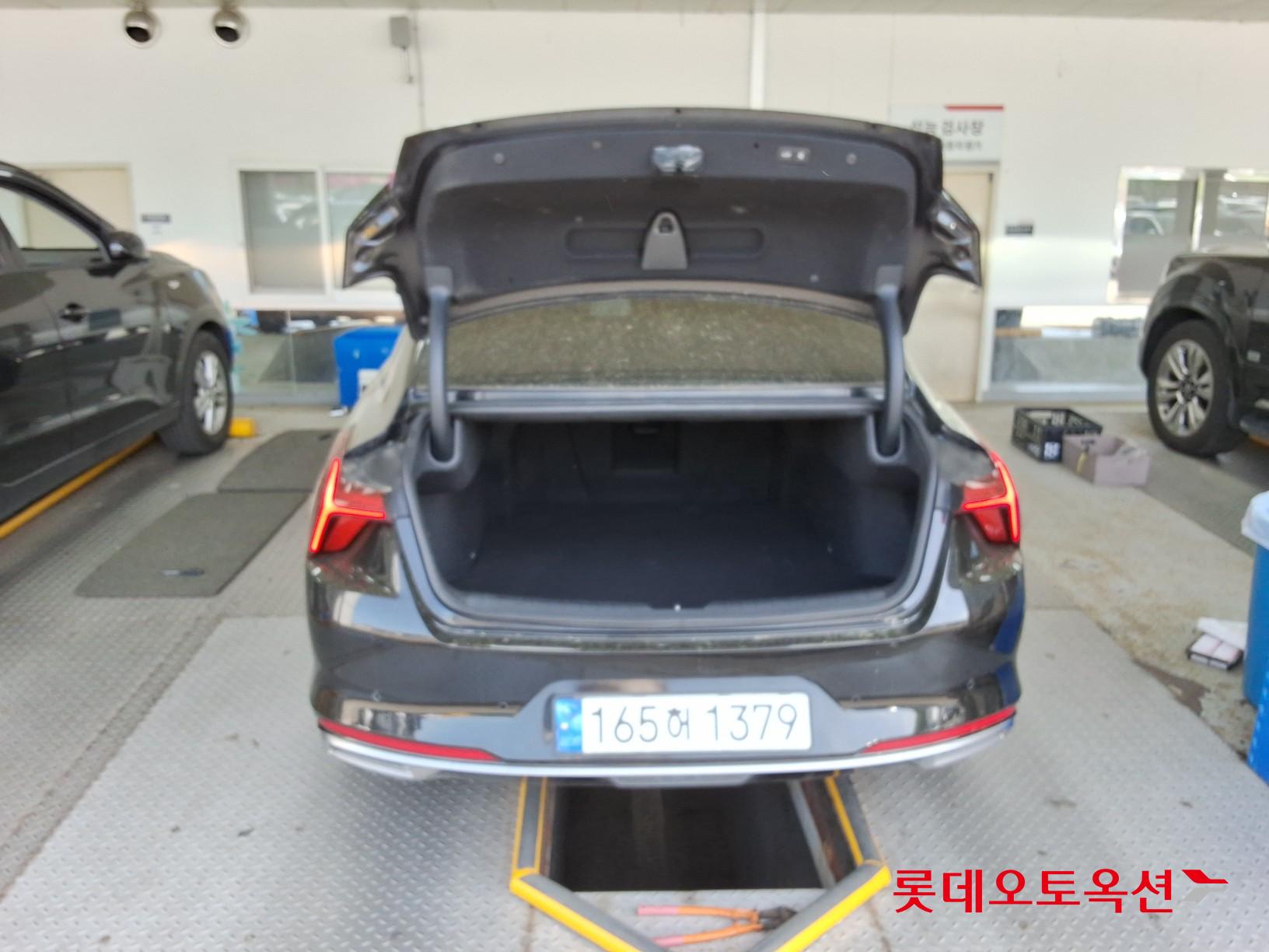 Kia K8 - 9