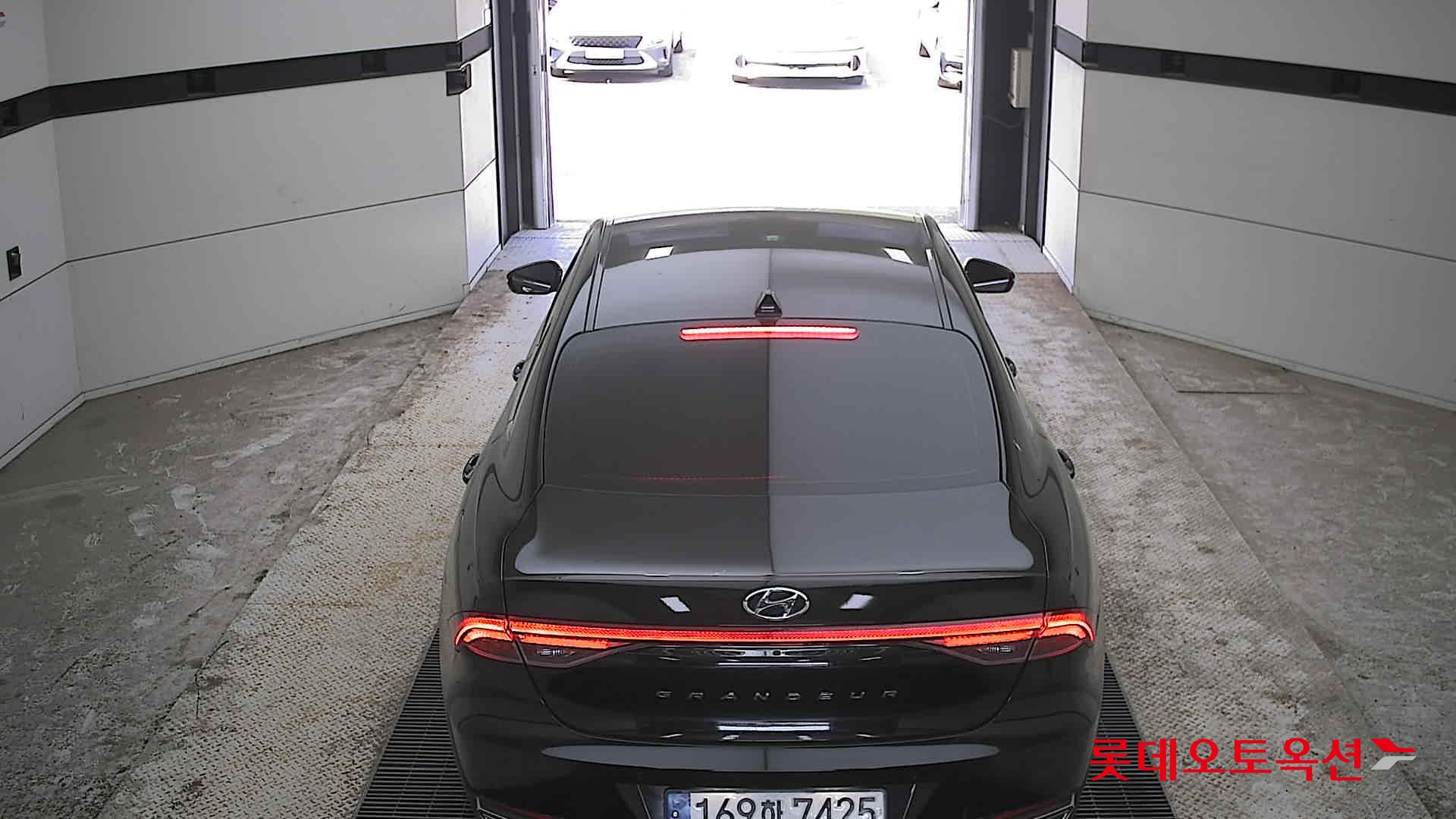 Hyundai Grandeur - 17