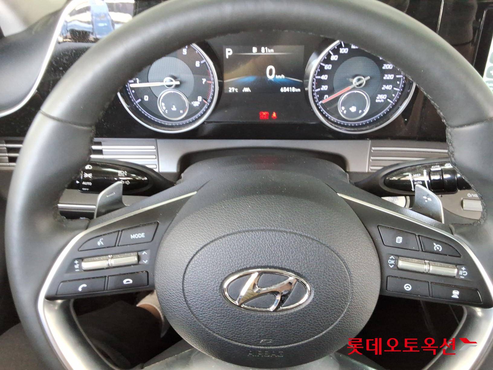 Hyundai Grandeur - 30