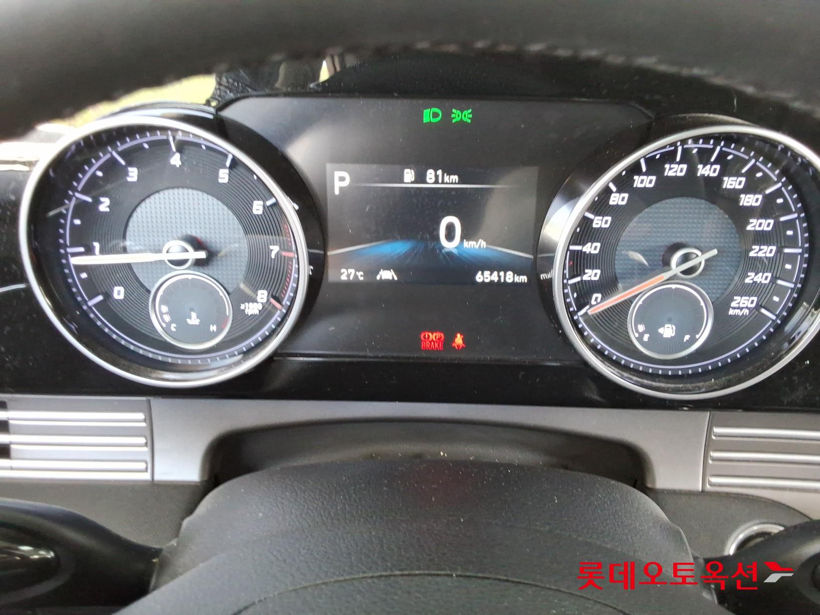 Hyundai Grandeur - 31