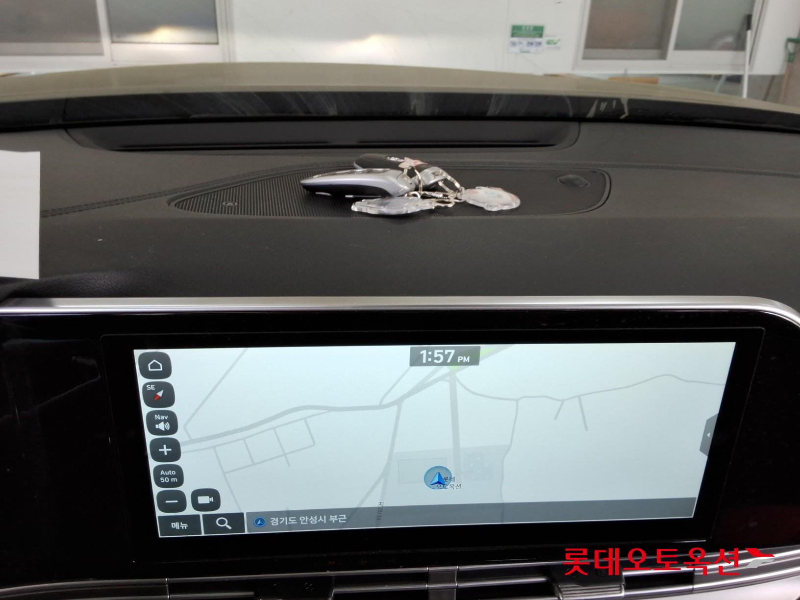 Hyundai Grandeur - 32