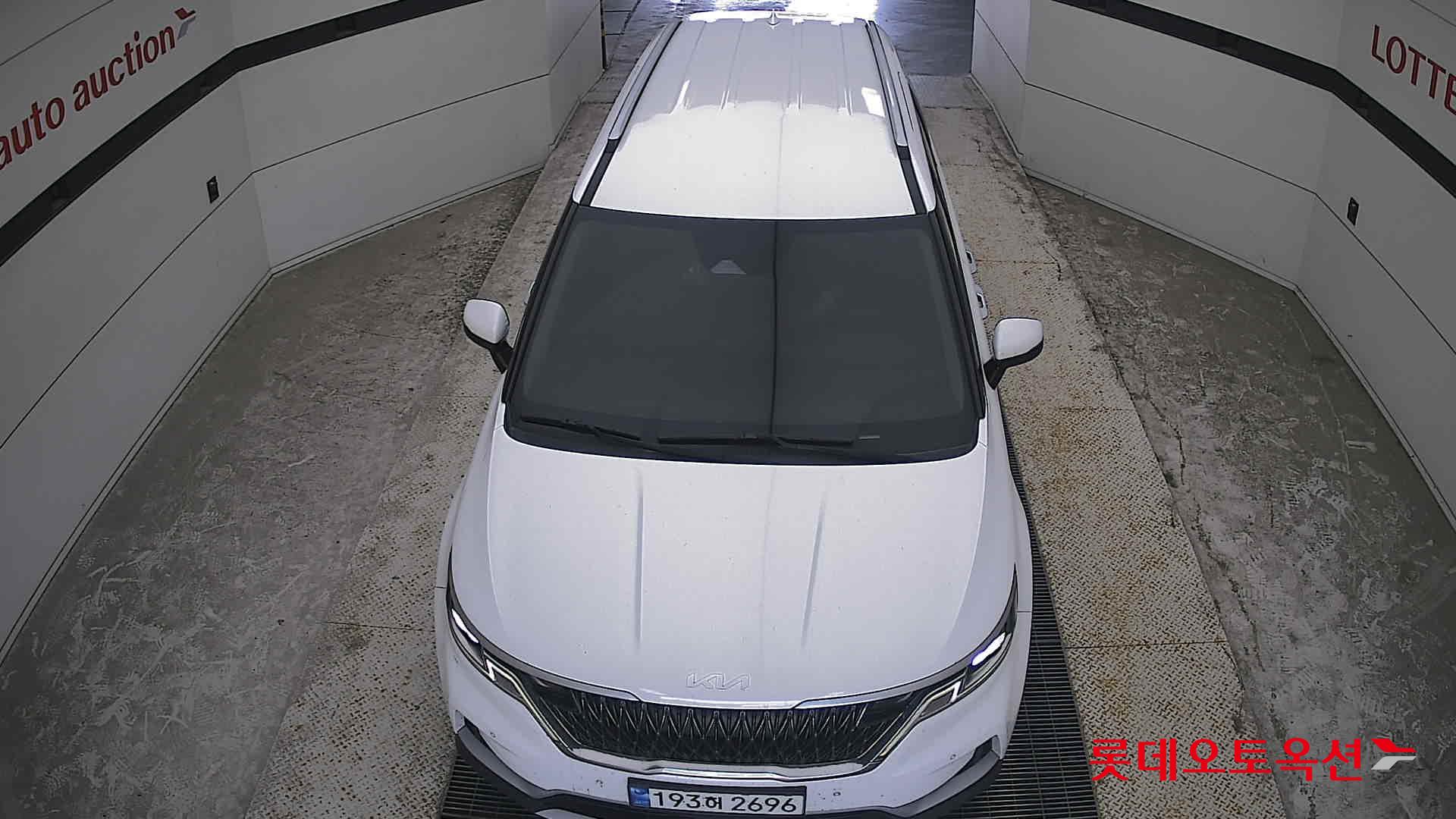 2023 - kia carnival