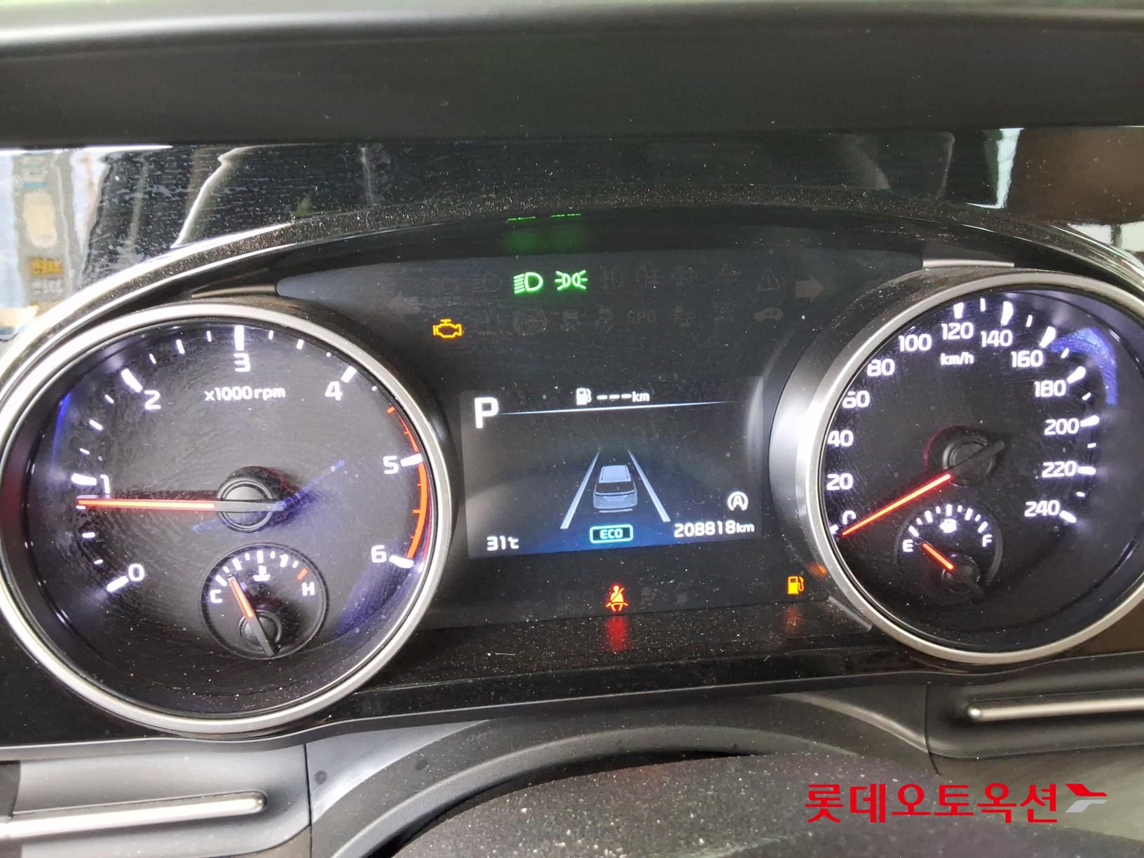 2023 - kia carnival