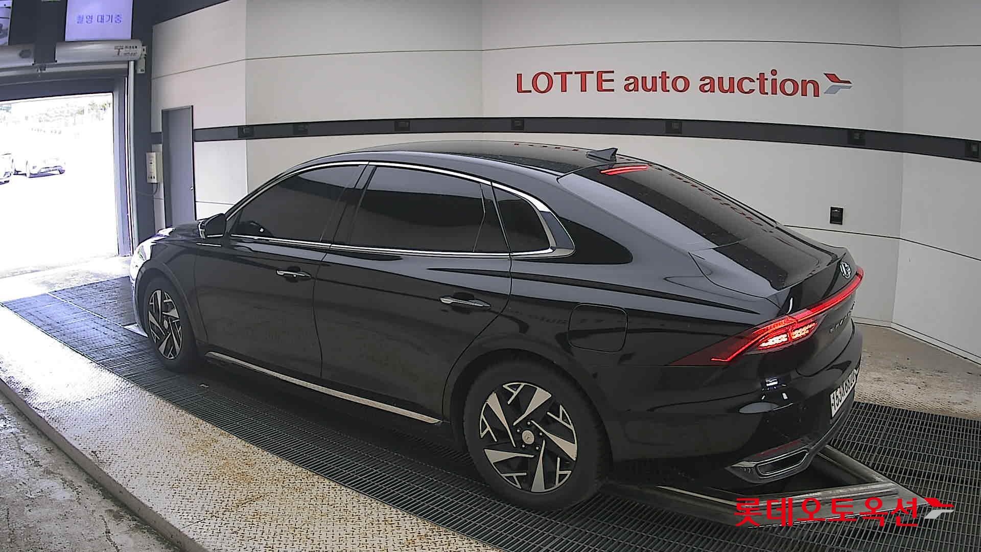 2021 - hyundai grandeur