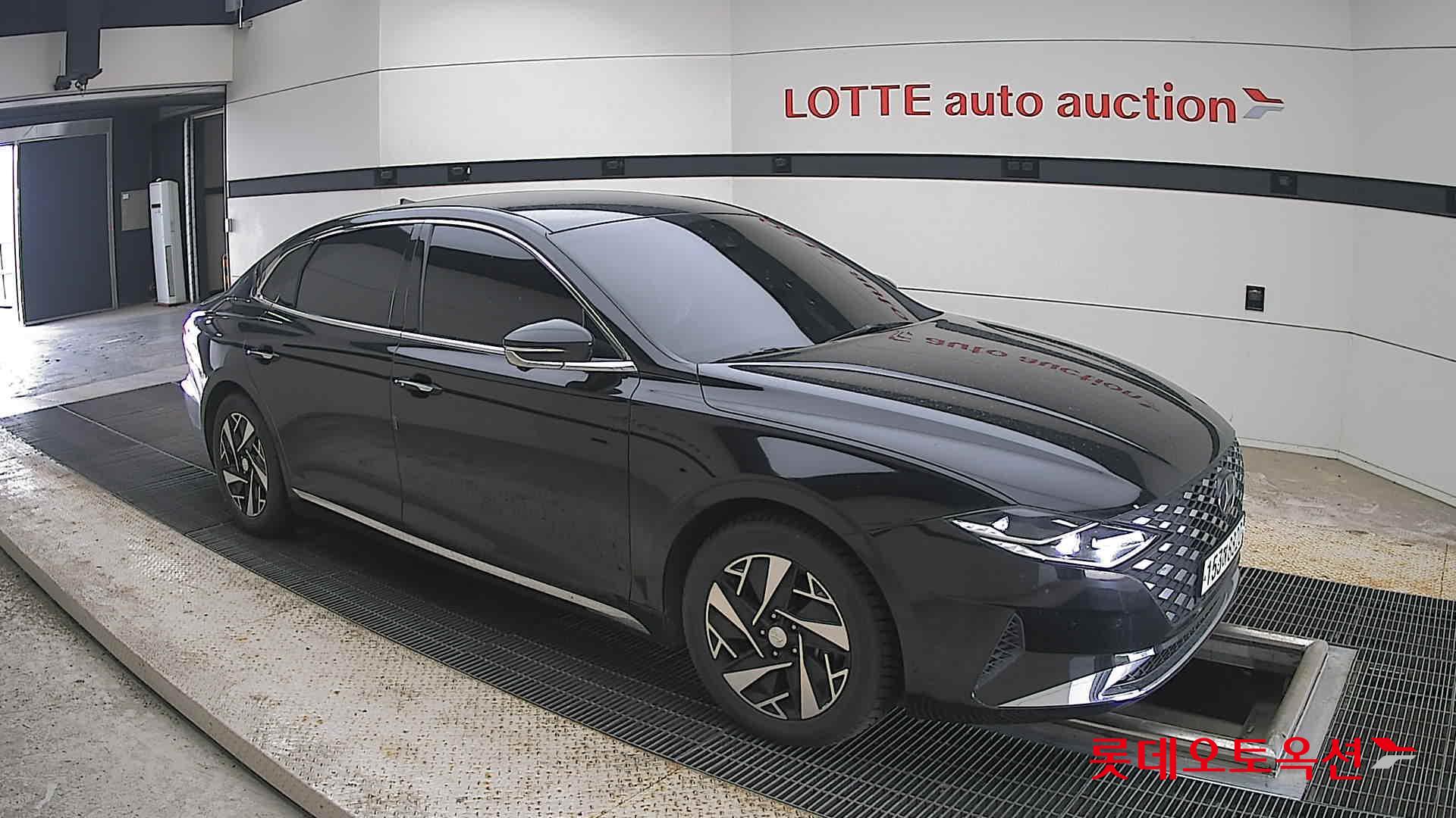 2021 - hyundai grandeur