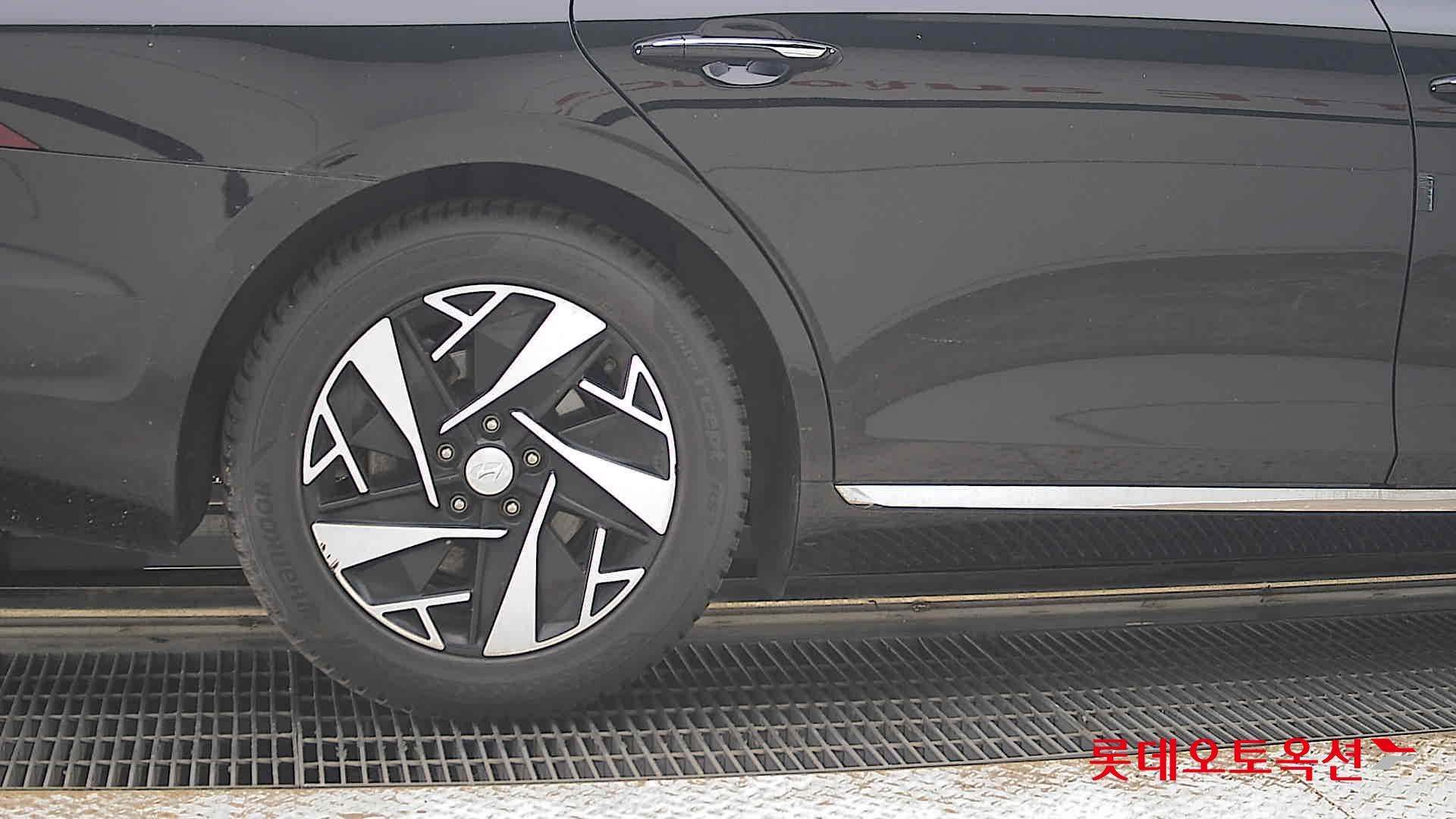 2021 - hyundai grandeur