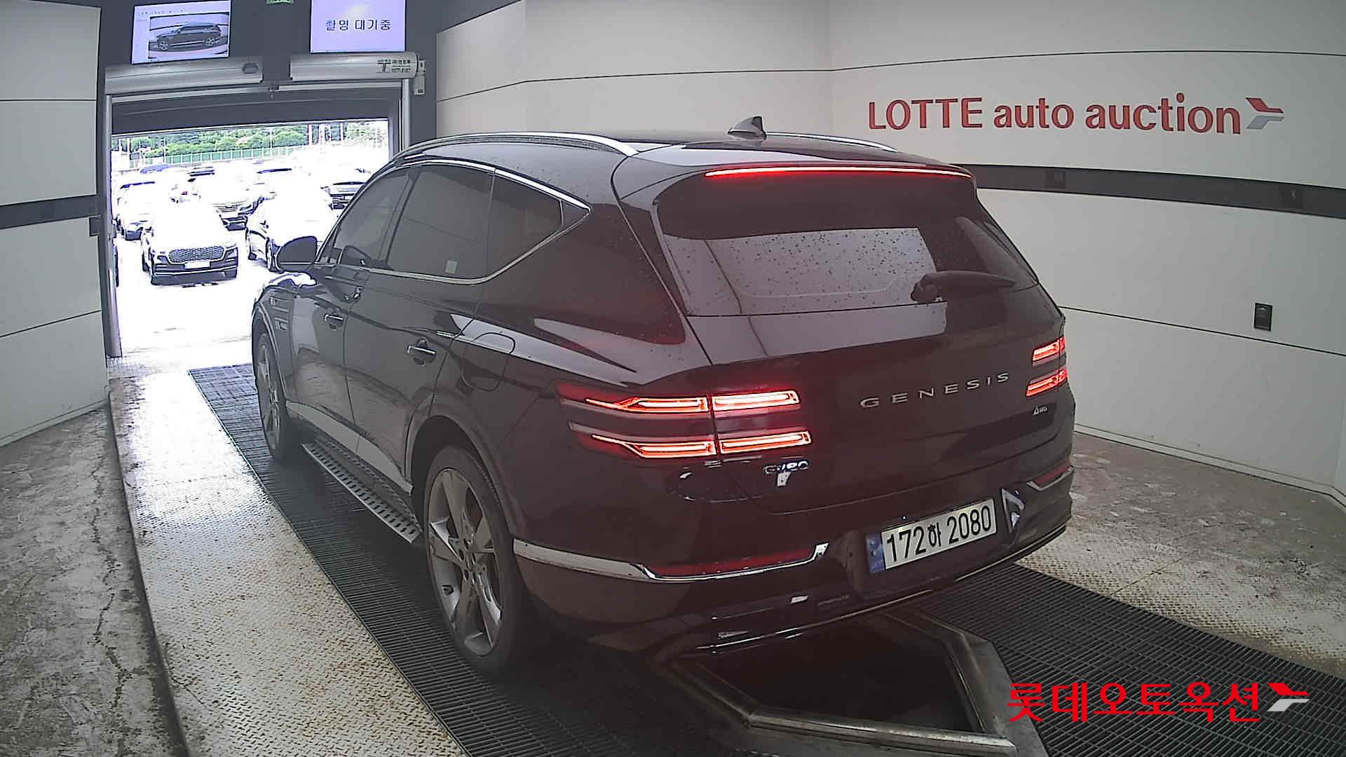 2022 - genesis gv80