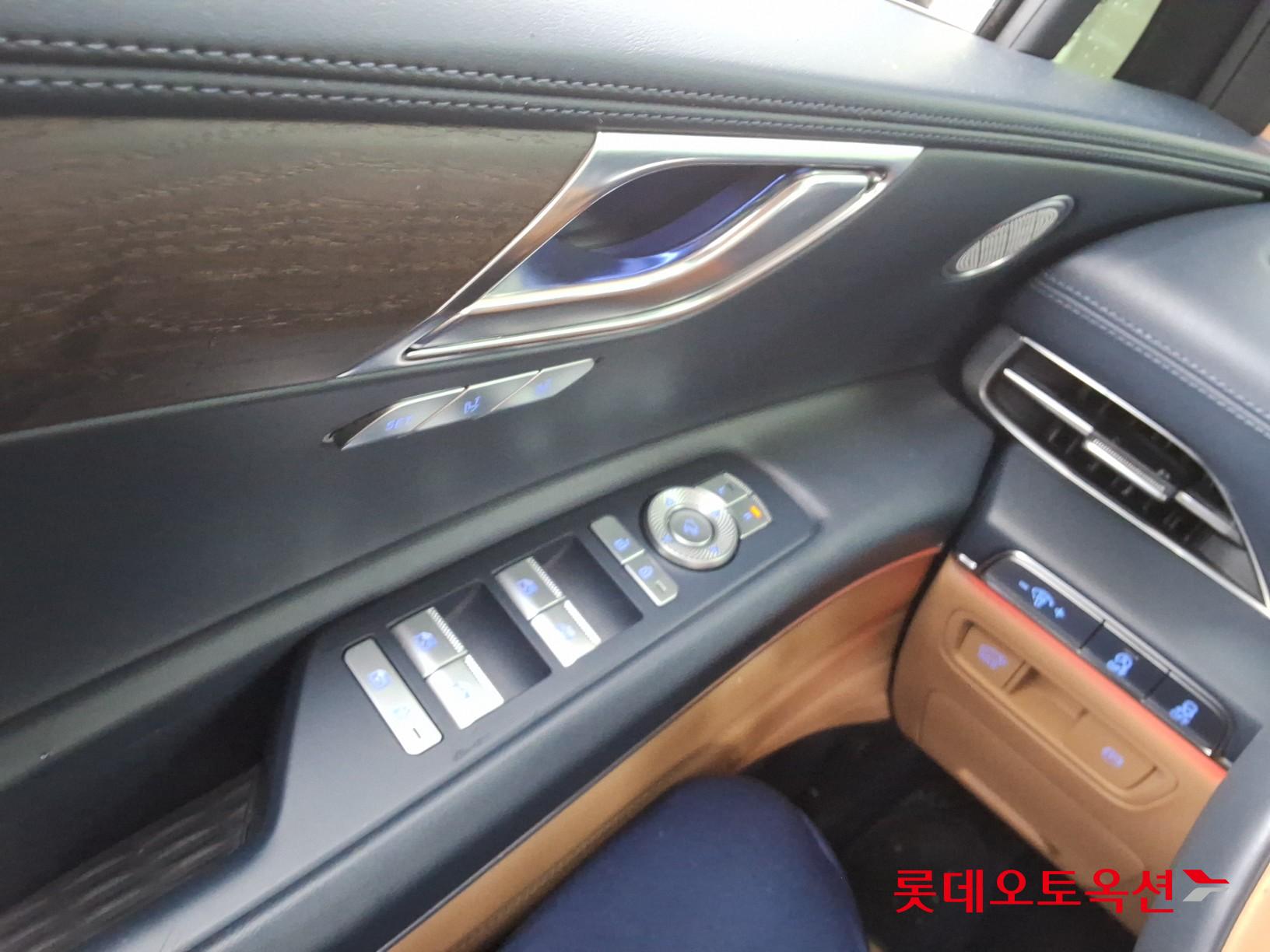 2022 - genesis gv80