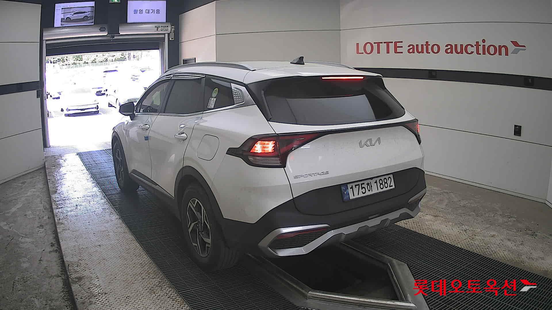 Kia Sportage - 16