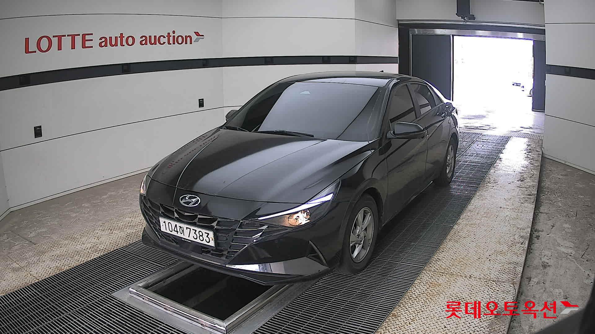 هيونداي إلانترا 2021 - صورة 10