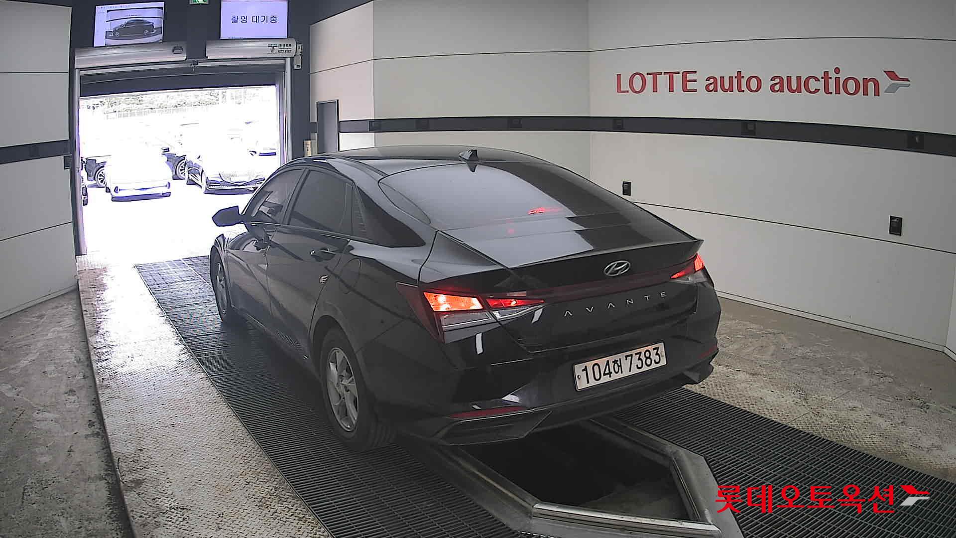 هيونداي إلانترا 2021 - صورة 16