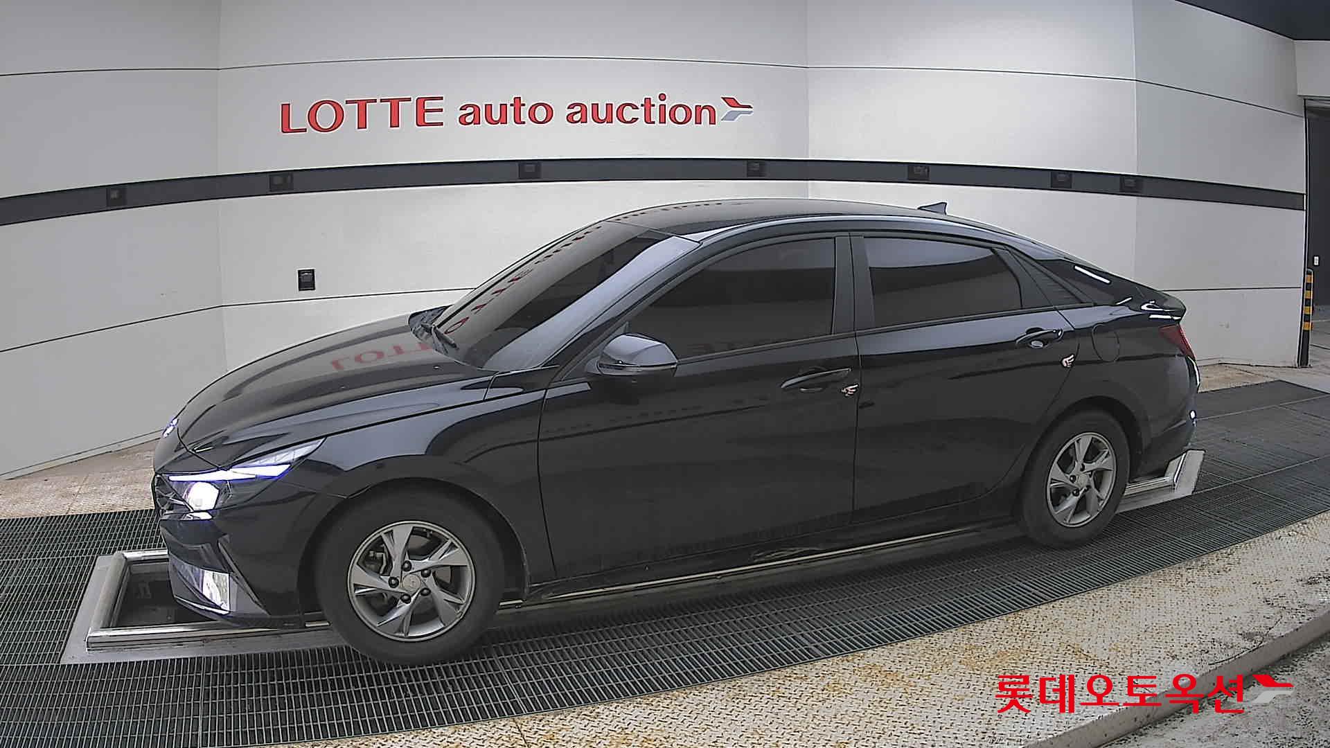 هيونداي إلانترا 2021 - صورة 12