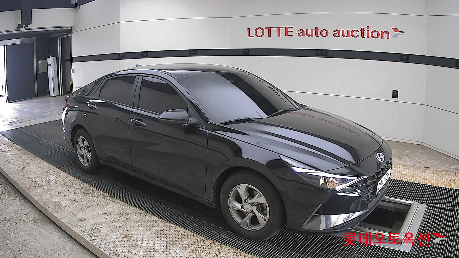 هيونداي إلانترا 2021 - صورة 23