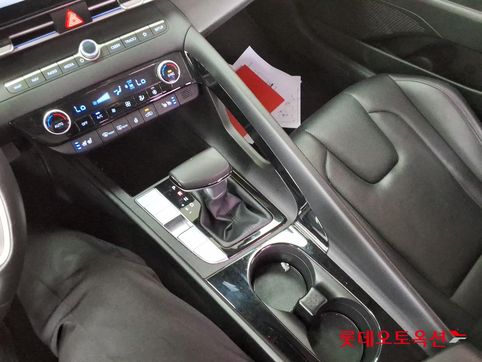 هيونداي إلانترا 2021 - صورة 34