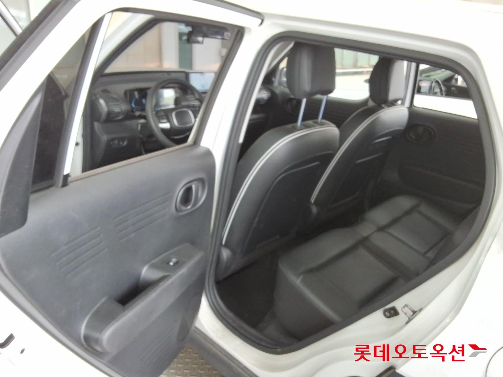 Hyundai Casper 2023 - Image 37