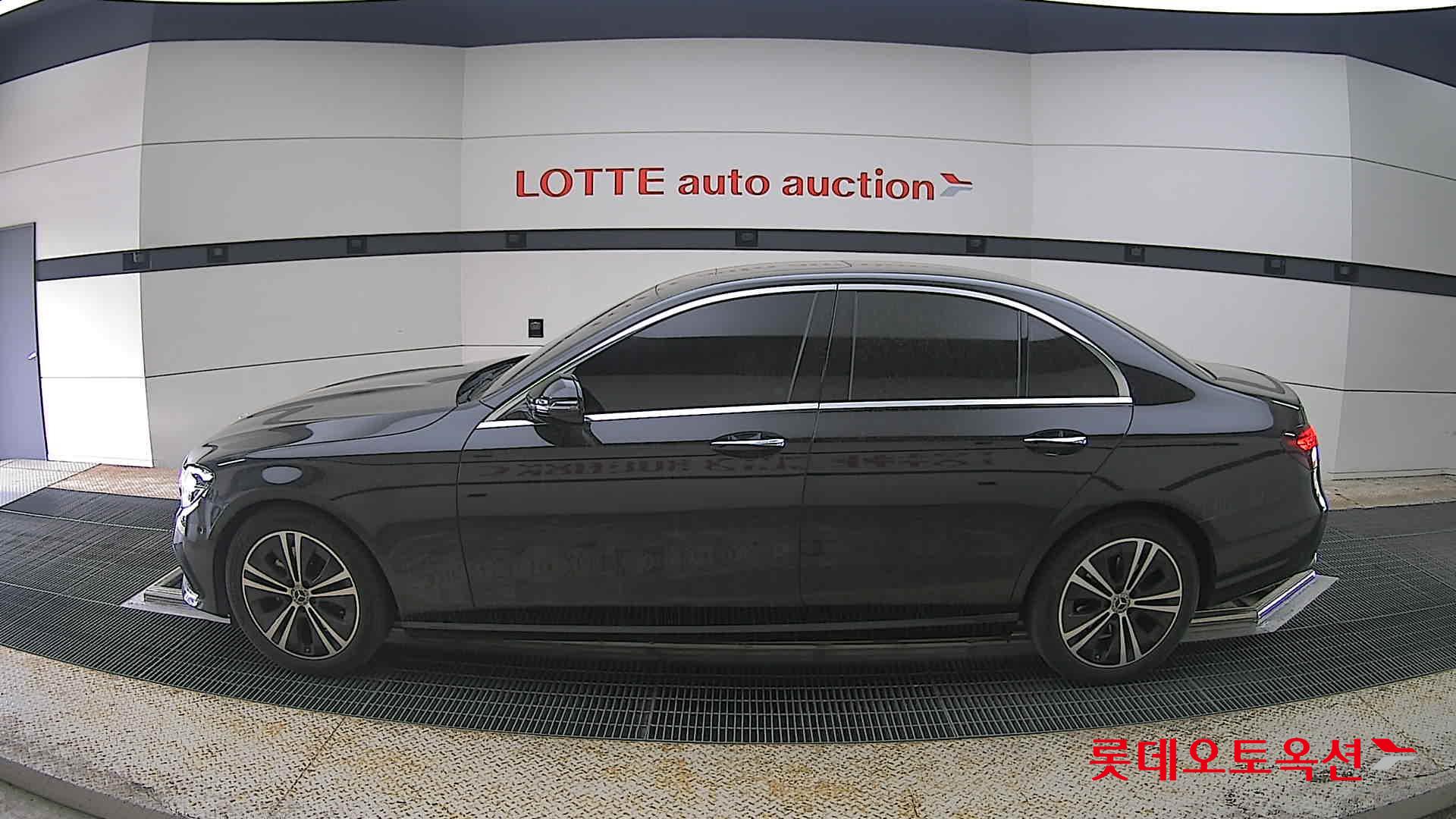 메르세데스-벤츠 E-클래스 2021 - 이미지 13