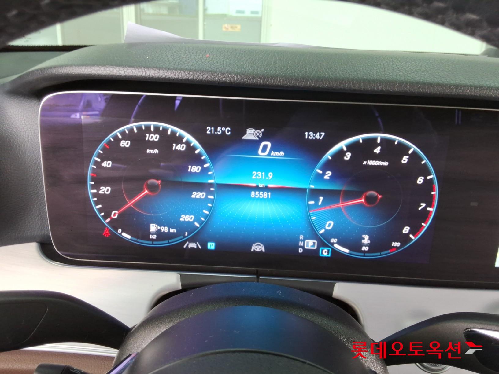 메르세데스-벤츠 E-클래스 2021 - 이미지 31