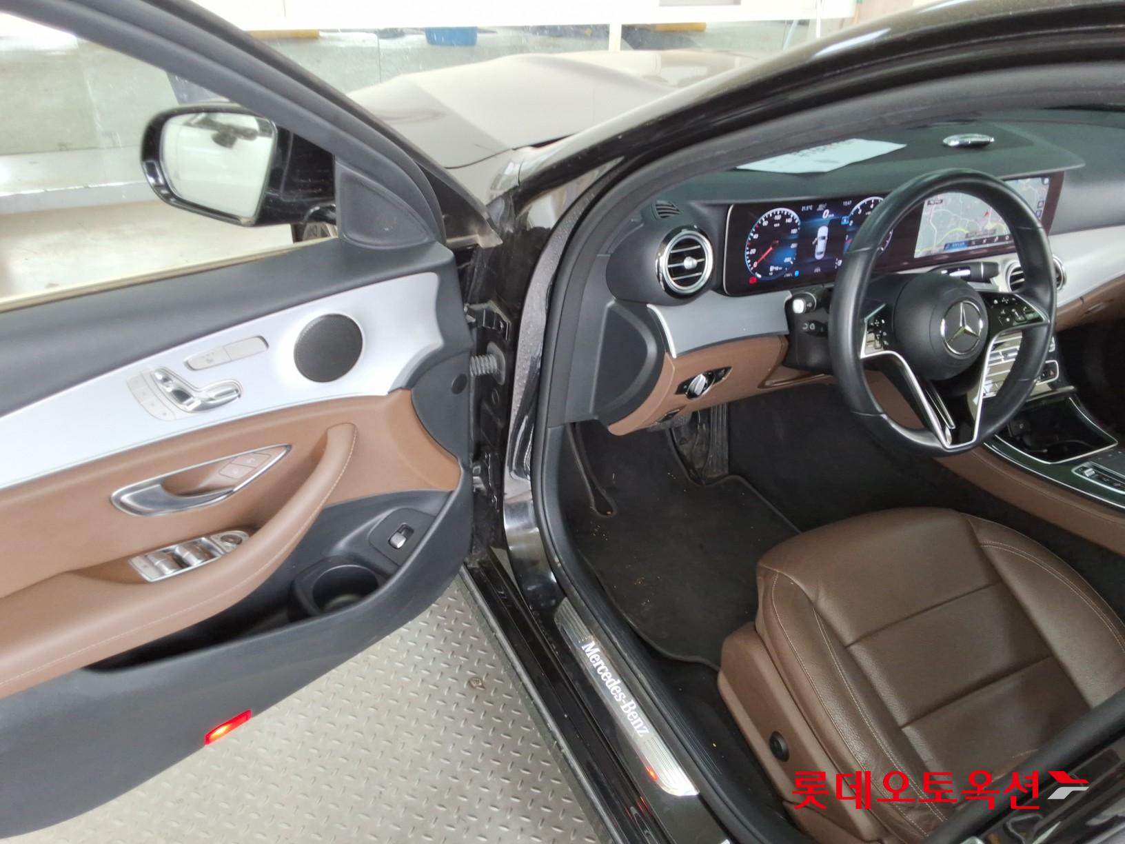 메르세데스-벤츠 E-클래스 2021 - 이미지 37