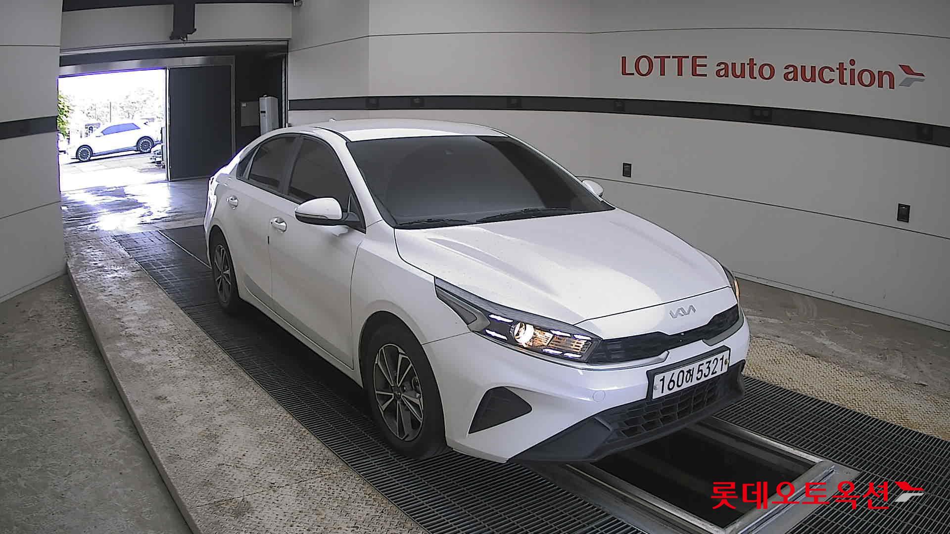 Kia K3 - 6