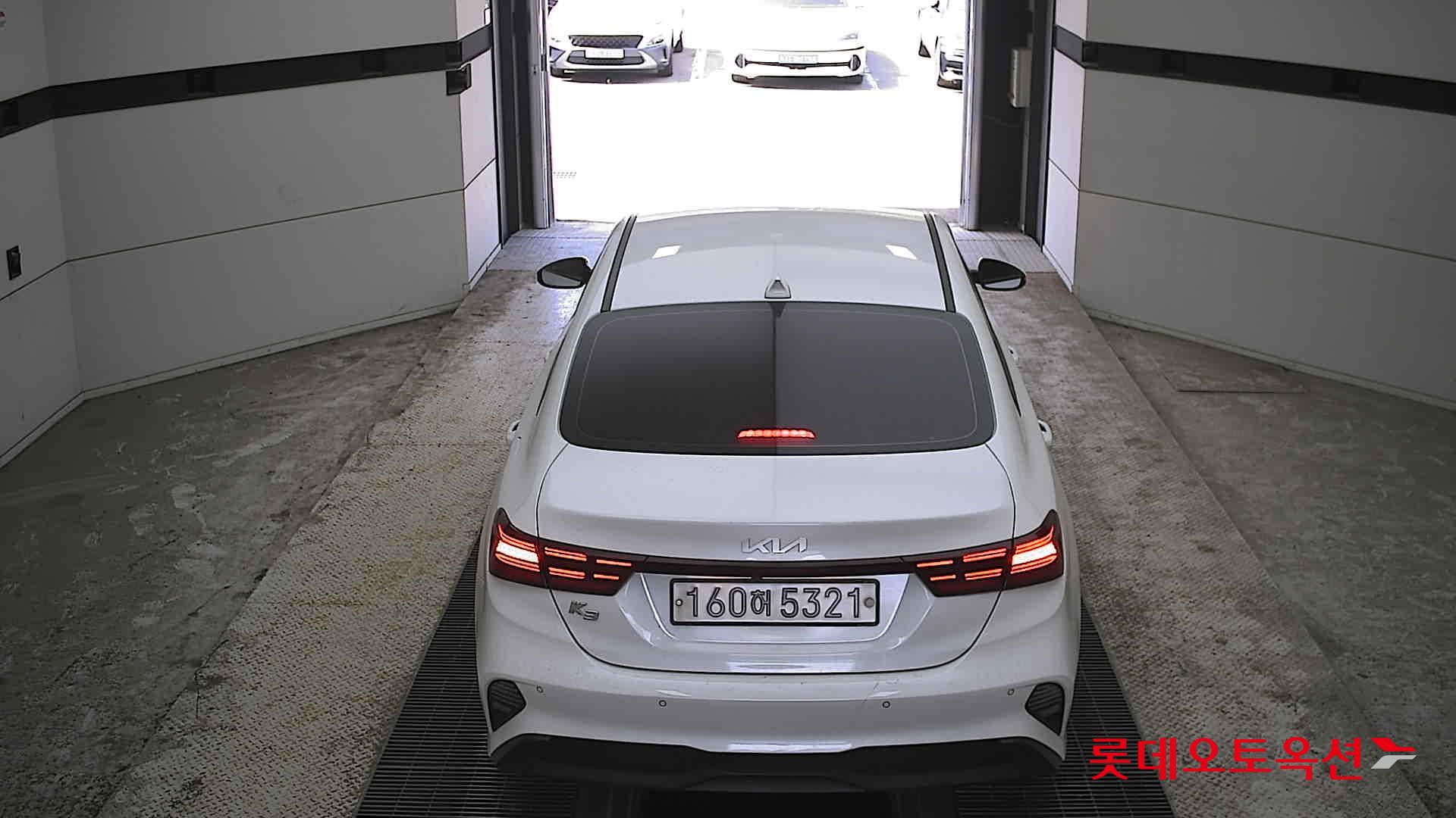 Kia K3 - 17
