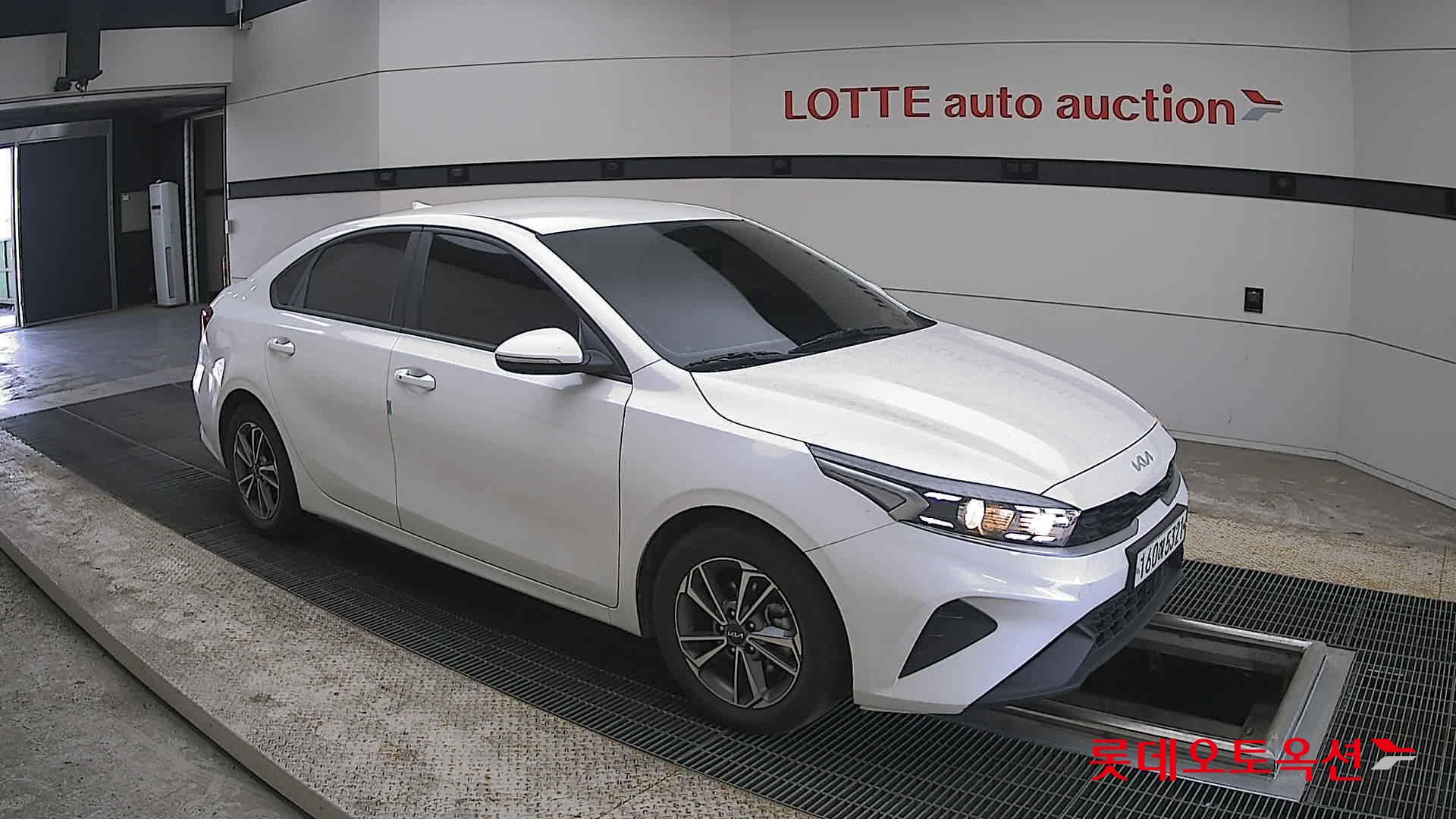 Kia K3 - 23