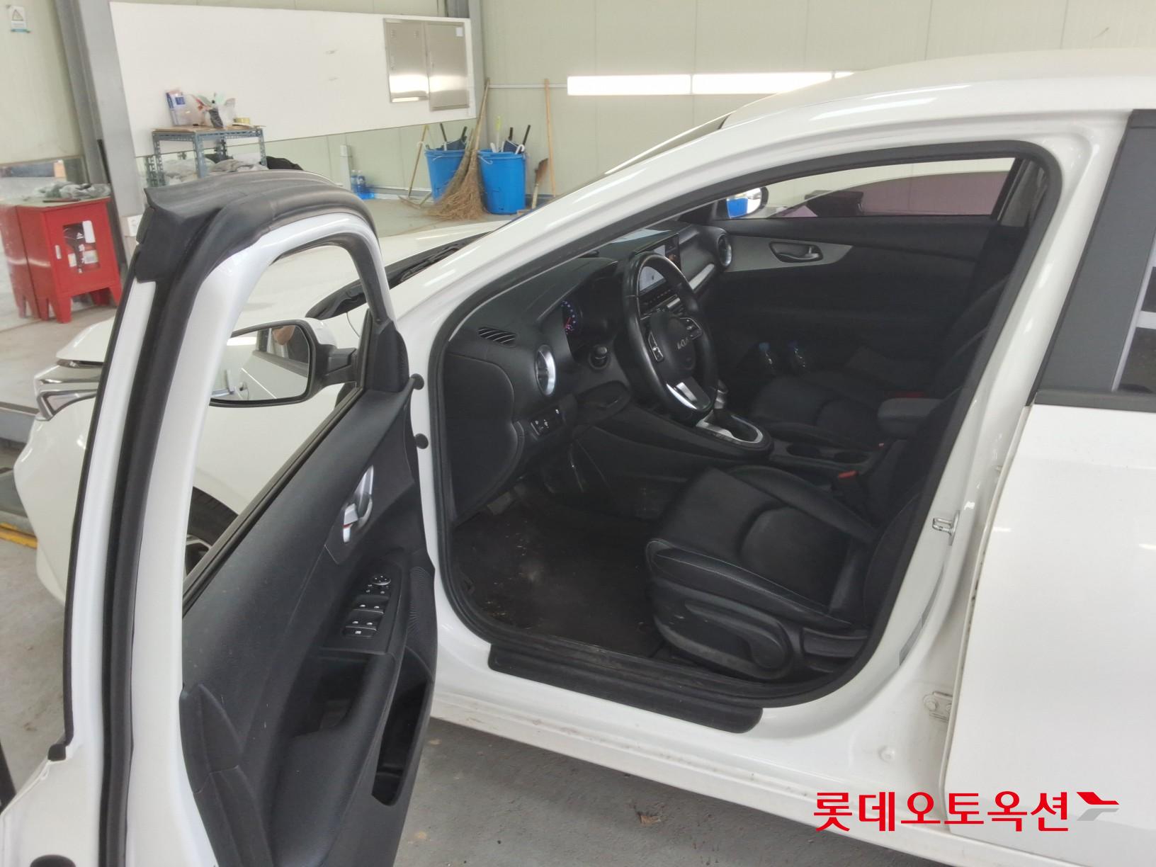 Kia K3 - 37