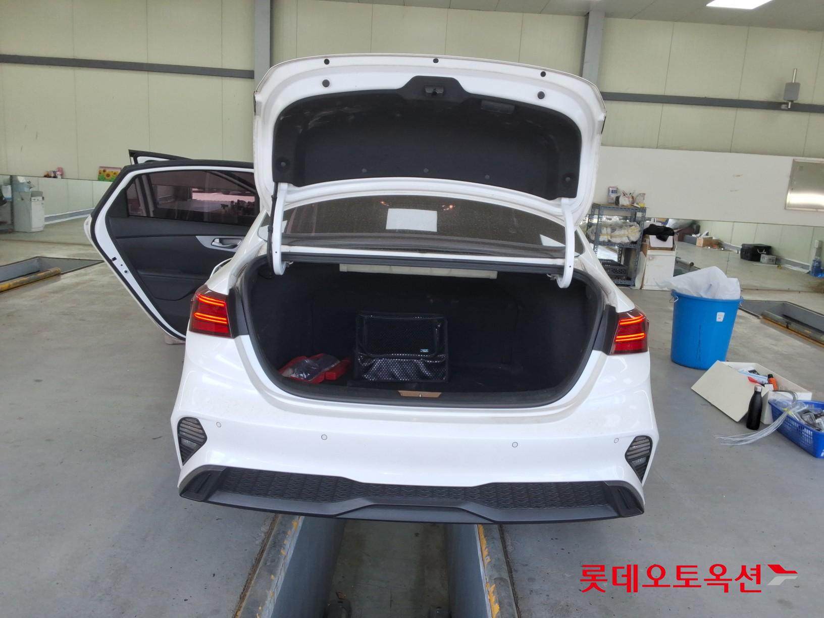 Kia K3 - 9