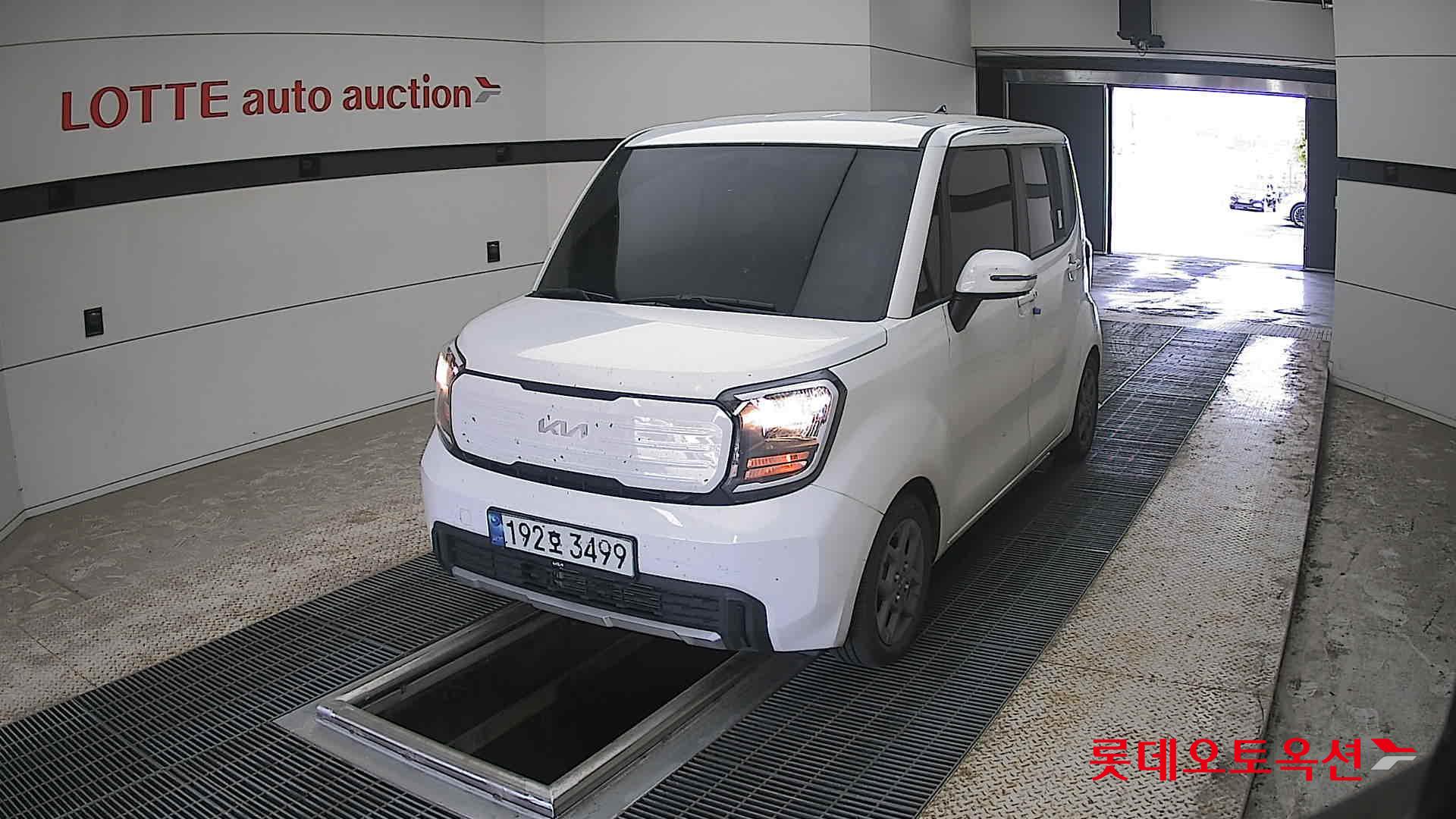 Kia Ray - 10